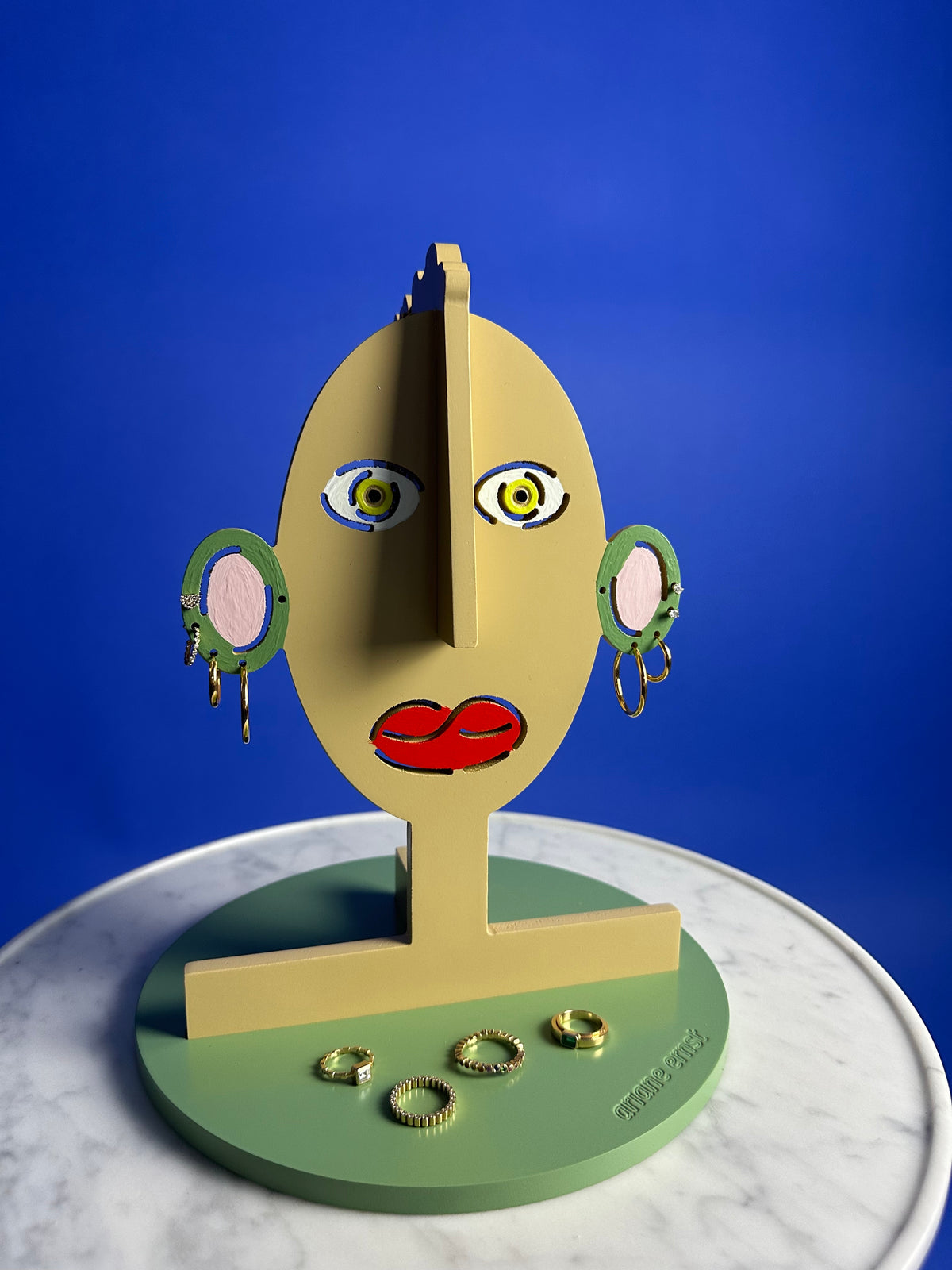 ariane ernst jewelry stand no.1