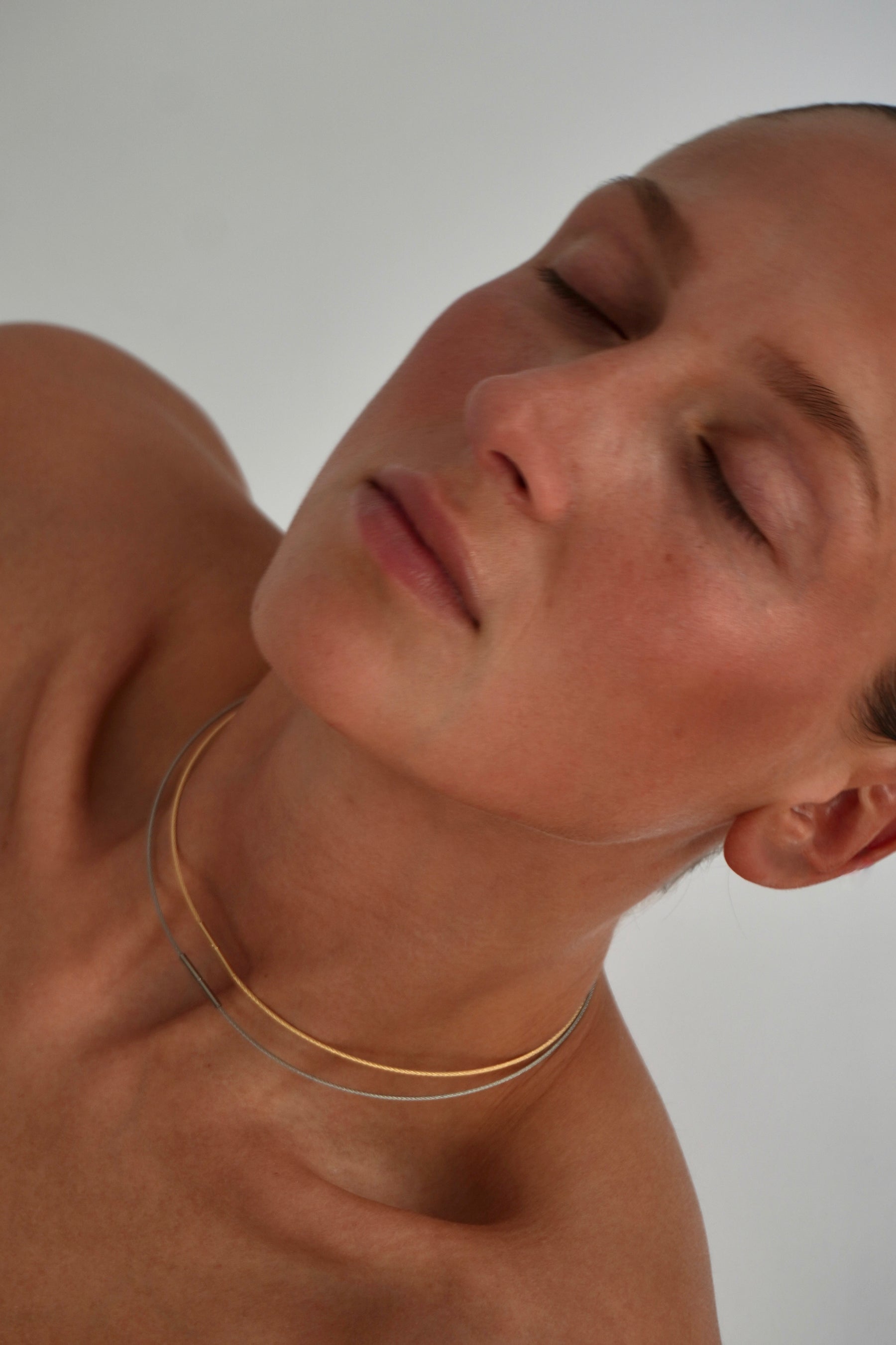 be patient metal bold choker