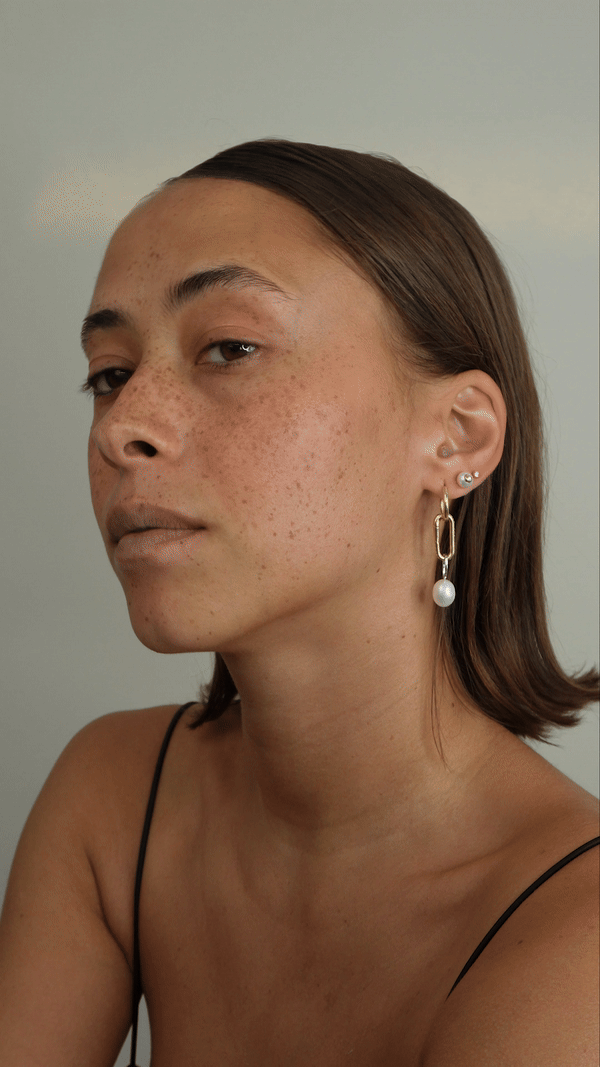 the "spiegelei" studs M