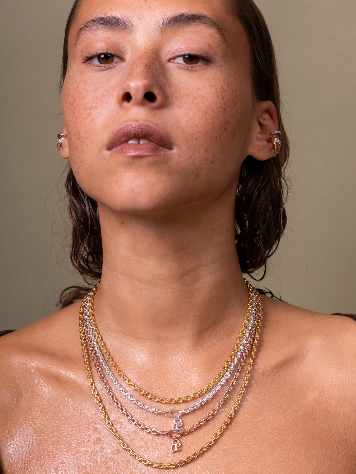 iconic chain
