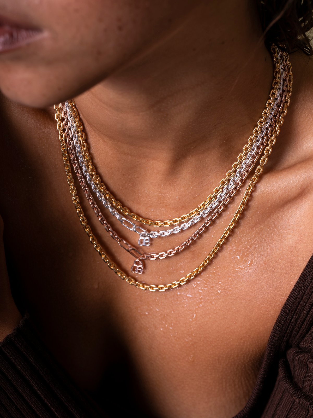 iconic chain