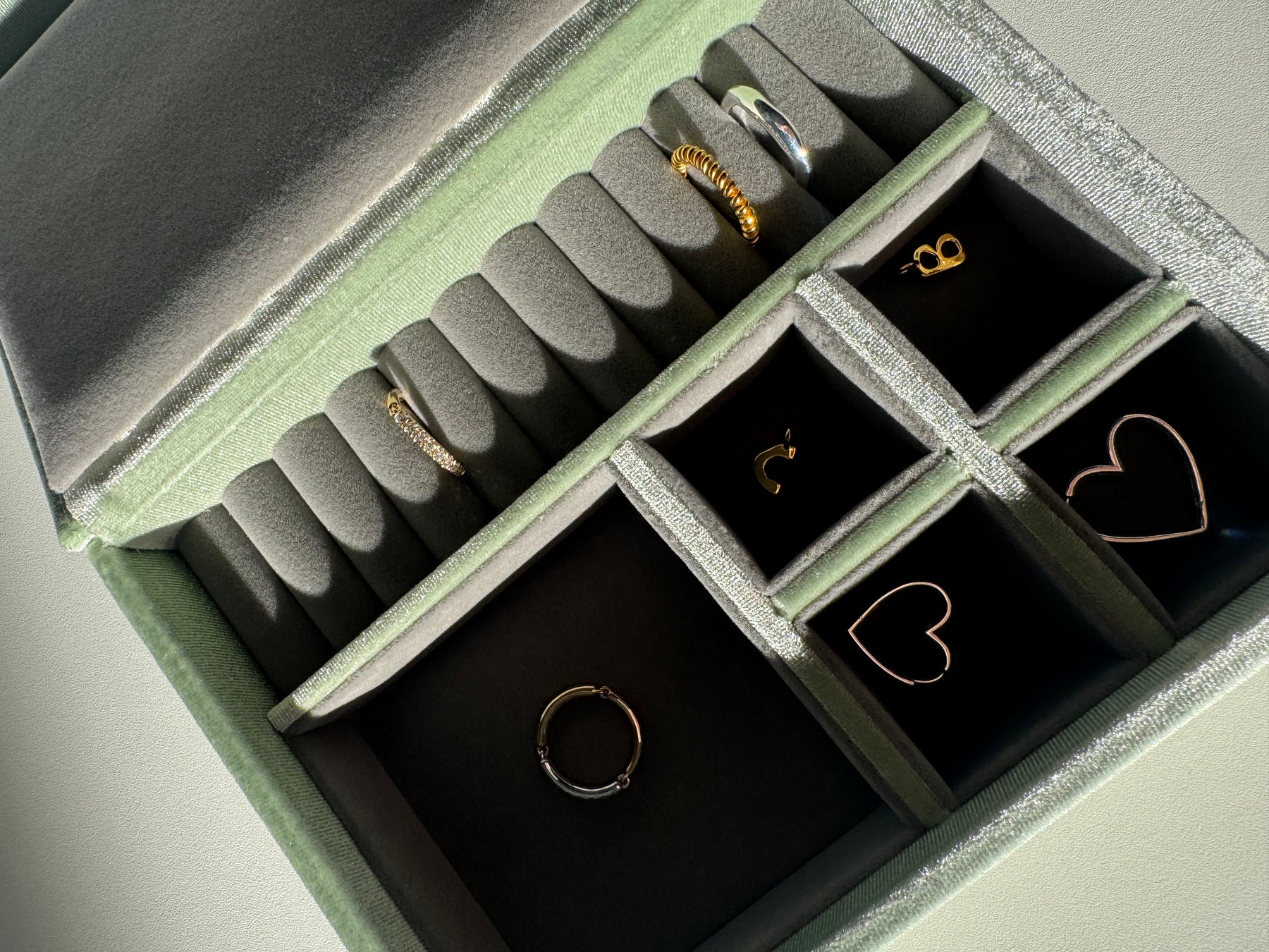 ae travel jewelry box _ velvet sage limited edition
