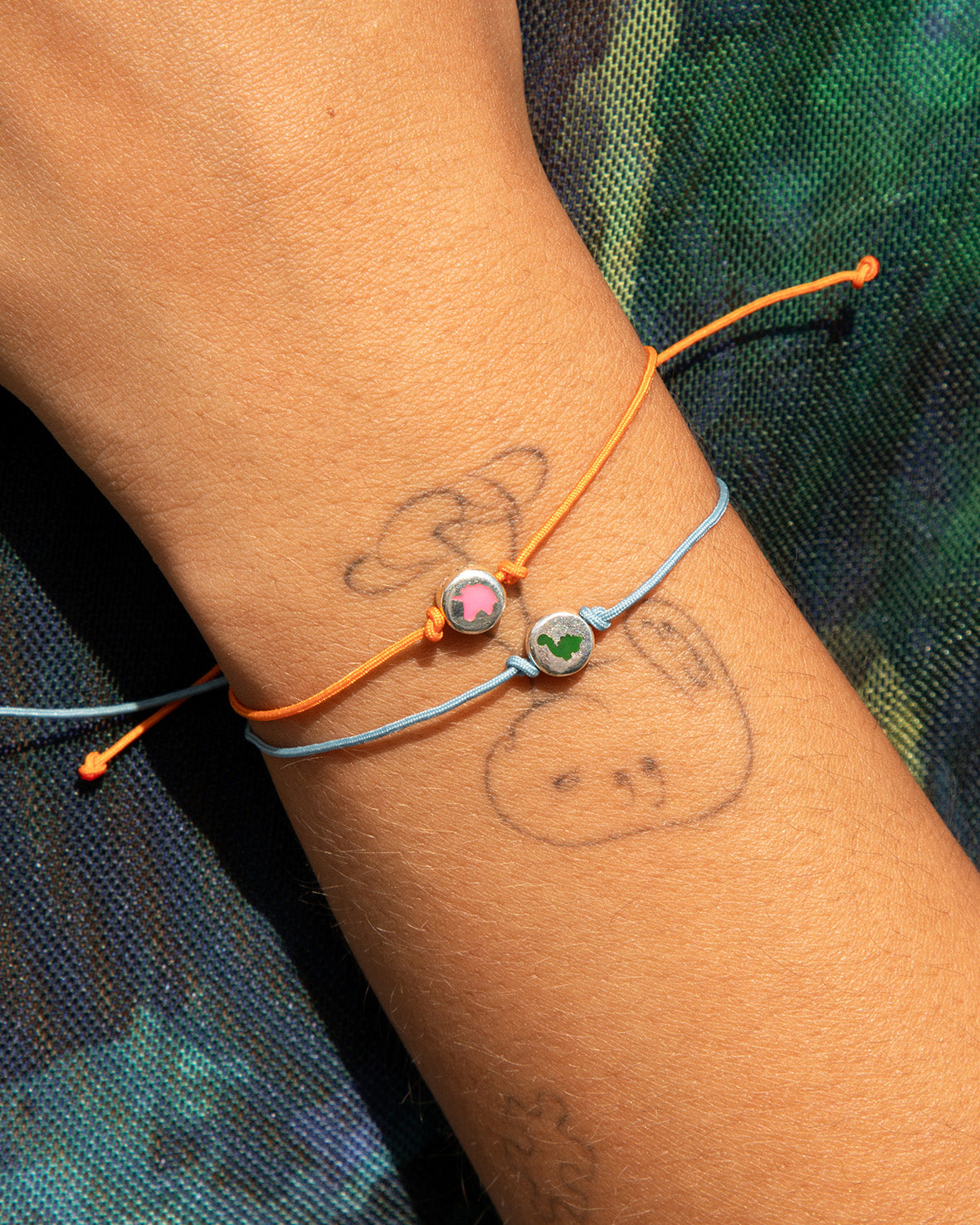 be patient bracelet men dino 🦖